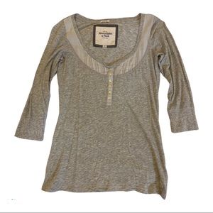 Abercrombie 3/4 Sleeve Top Grey